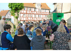 Johanniprozession mit Ehrenamtsfest (© Karl-Franz Thiede)